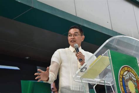 Parañaque to build health and wellness centers for senior citizens.